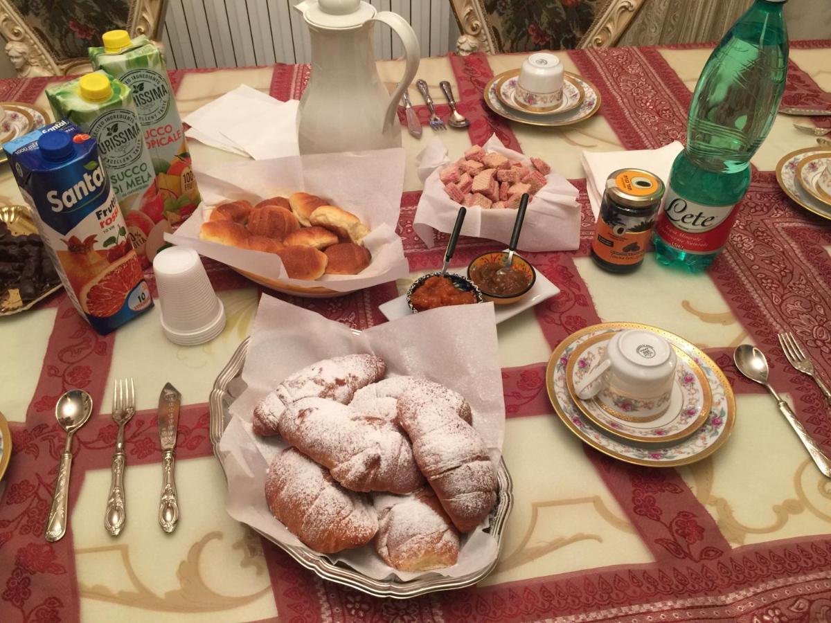 Colazione Da Lolly Bed & Breakfast Napoli Dış mekan fotoğraf